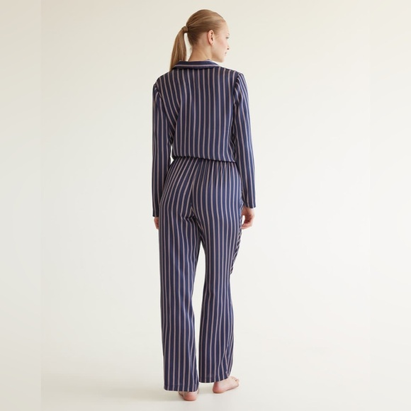 Reitmans Other - Striped Size Medium Pyjamas